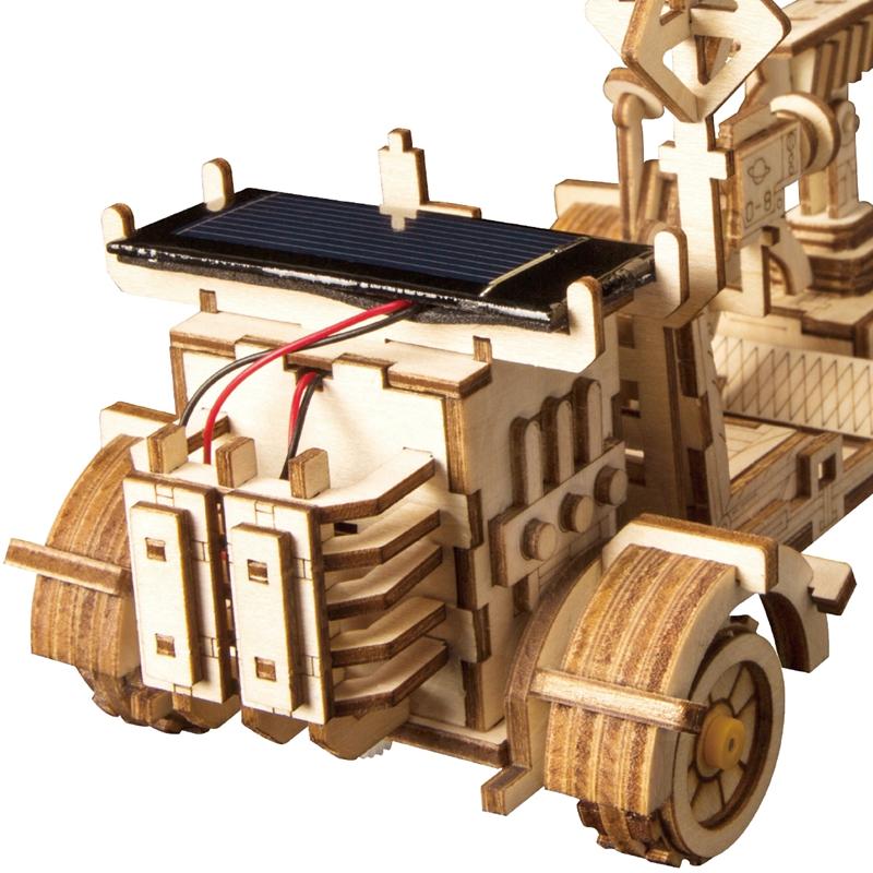 Moon Buggy - Block Center