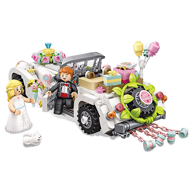 Lovers Wedding Car - Block Center
